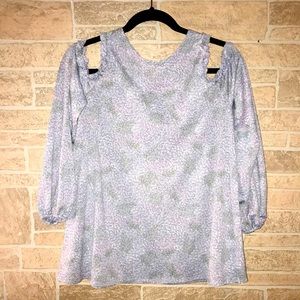 ✅LC Lauren Conrad Cold Shoulder Blouse
